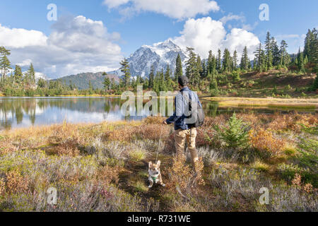 Le mont Shuksan est une montagne dans le nord-ouest du Pacifique dans le mont Baker Wilderness Banque D'Images