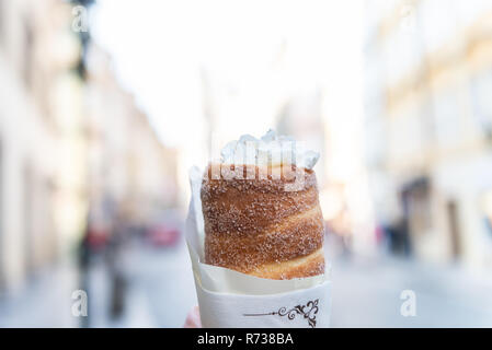 Petite douceur Trdelnik traditionnelle tchèque Banque D'Images