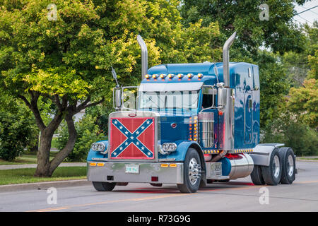 Big Rigs Grand Cœur 2018 rallye camion événement de collecte de fonds dans la région de Winkler, au Manitoba, Canada. Banque D'Images