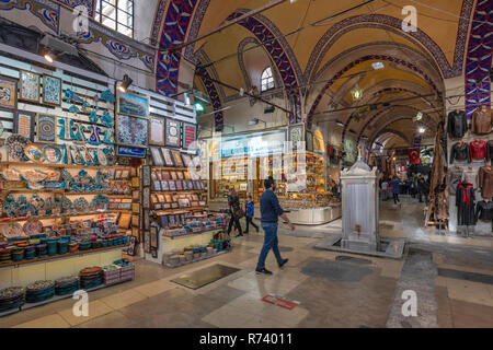 Le Grand Bazar (marché couvert) dans le district de Fatih Istanbul,Turquie Banque D'Images