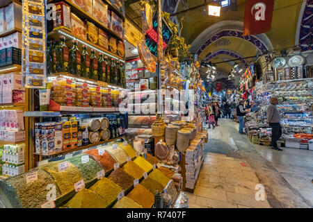 Le Grand Bazar (marché couvert) dans le district de Fatih Istanbul,Turquie Banque D'Images