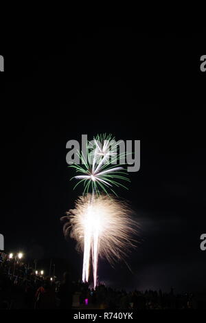 D'artifice à Sidmouth régate. L'est du Devon, Royaume-Uni. L'été, 2018 Banque D'Images