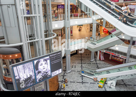 Princes Quay Shopping Centre atrium, Carr Lane, Kingston Upon Hull, East Riding of Yorkshire, Angleterre, Royaume-Uni Banque D'Images