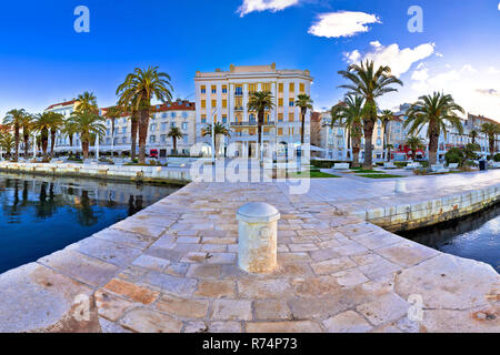 Vue panoramique du front de mer de split de pier Banque D'Images