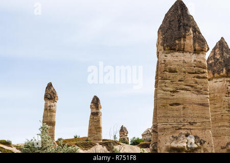 Plusieurs roches les cheminées de fées de Göreme Park Banque D'Images