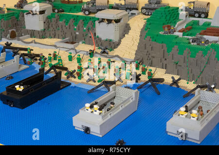 Budapest, Hongrie. 7 Décembre, 2018. Constructions Lego sont visibles sur l'affichage à l'KockaPark à Budapest, Hongrie, le 7 décembre 2018. KockaPark (brique Park en hongrois) présente une exposition de Lego construit à la main des répliques de la réalité, ainsi qu'une zone où les enfants peuvent participer à la construction en briques Lego. Credit : Attila Volgyi/Xinhua/Alamy Live News Banque D'Images