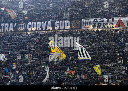 Allianz Stadium, Turin, Italie. 7 Décembre, 2018. Football Serie A, la Juventus et l'Inter Milan ; les partisans de la Juventus : Action Crédit Plus Sport/Alamy Live News Banque D'Images