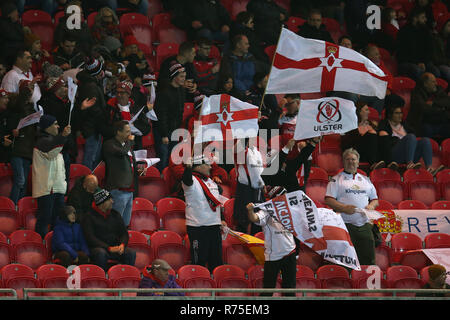 Llanelli, Royaume-Uni. 07Th Nov, 2018. Ulster Rugby fans. V Scarlets Ulster Rugby, Heineken Cup champions européens, piscine 4 match au Parc y Scarlets de Llanelli, Galles du Sud Le vendredi 7 décembre 2018. Photo par Andrew Andrew/Verger Verger la photographie de sport/Alamy Live News Crédit : Andrew Orchard la photographie de sport/Alamy Live News Banque D'Images