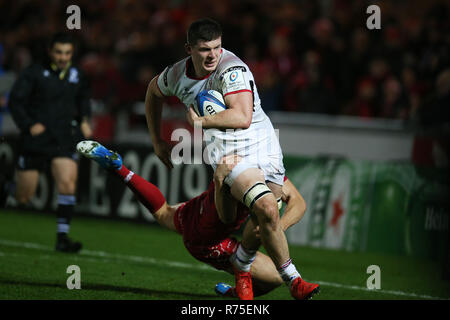 Llanelli, Royaume-Uni. 07Th Nov, 2018. Nick Timoney de l'Ulster Rugby Crédit : fait une pause. V Scarlets Ulster Rugby, Heineken Cup champions européens, piscine 4 match au Parc y Scarlets de Llanelli, Galles du Sud Le vendredi 7 décembre 2018. Photo par Andrew Andrew/Verger Verger la photographie de sport/Alamy Live News Banque D'Images