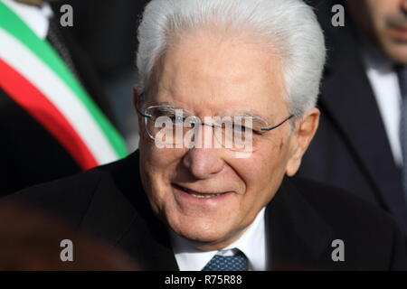 Mignano Monte Lungo, Italie. 8 décembre 2018 : Le Président de la République italienne Sergio Mattarella célèbre le 75e anniversaire de la bataille de Montelungo Crédit : Antonio nardelli/Alamy Live News Banque D'Images