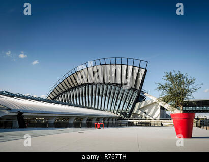 Célèbre l'aéroport de Lyon gare tgv vue extérieur en france Banque D'Images