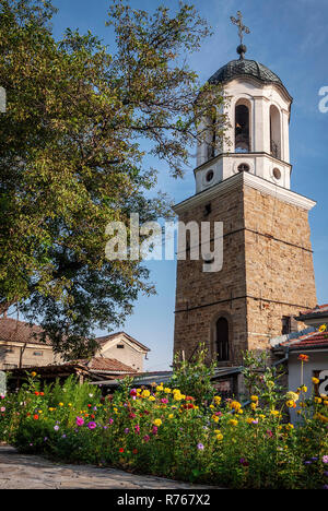 Petite église orthodoxe dans la vieille ville de Veliko Tarnovo Bulgarie Banque D'Images