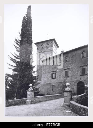 Ombrie Terni Porano Castel Rubello, c'est mon l'Italie, l'Italie Pays de l'histoire visuelle, Post-médiévale château servit d'abord de une forteresse, transformé en résidence à la Renaissance tardive propriétaires actuels a accordé la permission de photographier la pièce adjacente à l'entrée. Vues de l'extérieur intérieur vue des fresques au plafond. Banque D'Images