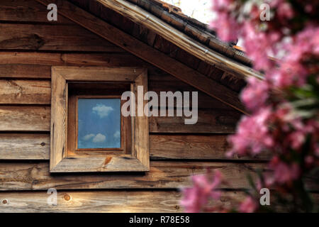 Maison en bois de la fenêtre Banque D'Images