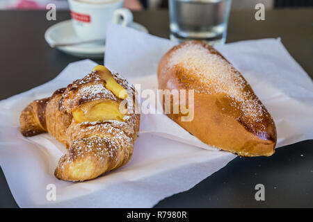 Matin brioches en Italie Banque D'Images