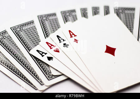 Cartes à jouer - Ace à partir de chaque combinaison dos parcouru de cartes, résumé, hasard, jeux de hasard, poker, argent, gagner, perdre Banque D'Images