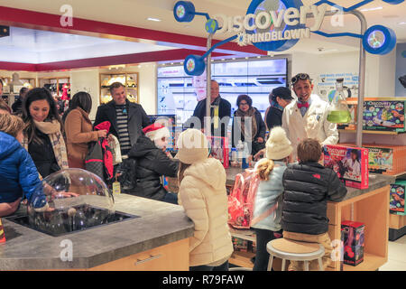 FAO Schwarz est un célèbre magasin de jouets américain, NYC Banque D'Images