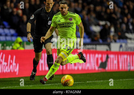 Madejski Stadium, Londres, Royaume-Uni. 8 décembre 2018. Sky Bet Championship, lecture v Sheffield United ; Conor Washington (39) de Sheffield United fonctionne en bas l'aile Crédit : Phil Westlake/Nouvelles Images, la Ligue de Football anglaise images sont soumis à licence DataCo Crédit : News Images /Alamy Live News Banque D'Images