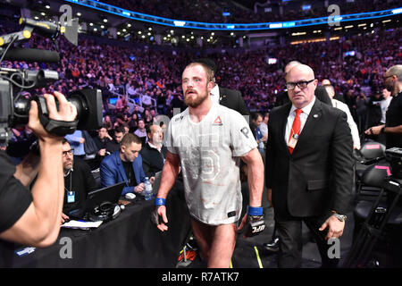 Toronto, Ontario, Canada. 9Th Mar, 2018. ALEX OLIVEIRA contre GUNNAR NELSON lors de l'UFC 231 au centre de la Banque Scotia à Toronto, le 08 décembre 2018. Crédit : Igor/Vidyashev ZUMA Wire/Alamy Live News Banque D'Images