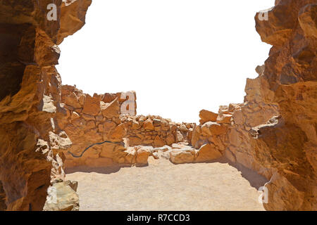 Arche de pierre à la plate-forme avec une vue sur fond blanc. Vue depuis la forteresse de Massada en Israël. Banque D'Images