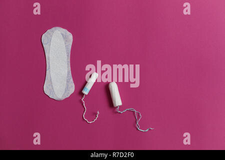 Tampon de coton. Womens confort, d'hygiène et de protection. Banque D'Images