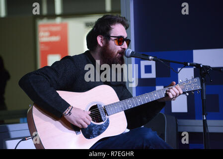 Rome, Italie. 07Th Nov, 2018. ROME, s'ouvre la 17e édition de PiÃ¹ PiÃ¹ libri liberi, la Foire nationale de la petite et moyenne édition. Dans la photo Maldestro. Agence Photo crédit : indépendante/Alamy Live News Banque D'Images