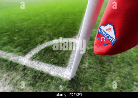 Amsterdam , Pays-Bas , 09-12-2018 , Stade De Galgenwaard , Football , Saison 2018/2019 Eredivisie néerlandaise , , FC Utrecht logo du club pendant le match FC Utrecht - Heracles. Banque D'Images