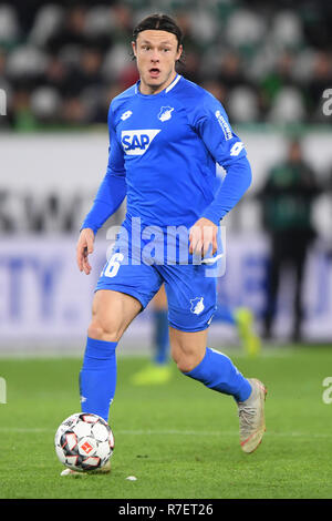 Wolfsburg, Allemagne. Le 08 déc, 2018. Nico Schulz (TSG Hoffenheim). GES/football/Football : VfL Wolfsburg - TSG 1899 Hoffenheim, 08.12.2018 Le football : 1ère ligue : VfL Wolfsburg vs TSG 1899 Hoffenheim, Wolfsburg, le 8 décembre 2018 | Conditions de crédit dans le monde entier : dpa/Alamy Live News Banque D'Images