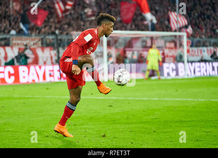 Munich, Allemagne. 8 décembre 2018. Kingsley COMAN, FCB 29 disques durs, contrôle la balle, action, full-size, Simple action avec la bille, corps plein, figure d'ensemble, plans, découpe, traitement unique balle, pick-up, coupe, cut out, FC BAYERN MUNICH - 1.FC Nuremberg 3-0 - RÈGLEMENT DU LDF INTERDIRE TOUTE UTILISATION DES PHOTOGRAPHIES comme des séquences d'images et/ou quasi-vidéo - 1.ligue de soccer allemand , Munich, Décembre 08, 2018, 14 ème journée de la saison 2018/2019, FCB, 1.FC Nürnberg © Peter Schatz / Alamy Live News Banque D'Images