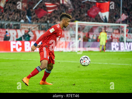 Munich, Allemagne. 8 décembre 2018. Kingsley COMAN, FCB 29 disques durs, contrôle la balle, action, full-size, Simple action avec la bille, corps plein, figure d'ensemble, plans, découpe, traitement unique balle, pick-up, coupe, cut out, FC BAYERN MUNICH - 1.FC Nuremberg 3-0 - RÈGLEMENT DU LDF INTERDIRE TOUTE UTILISATION DES PHOTOGRAPHIES comme des séquences d'images et/ou quasi-vidéo - 1.ligue de soccer allemand , Munich, Décembre 08, 2018, 14 ème journée de la saison 2018/2019, FCB, 1.FC Nürnberg © Peter Schatz / Alamy Live News Banque D'Images