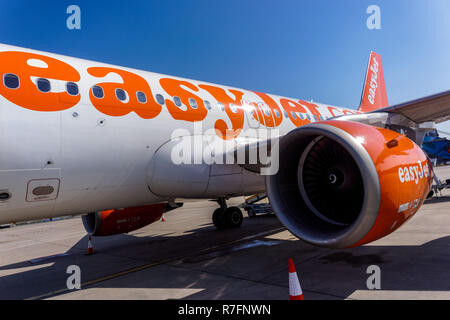 EasyJet avion à l'aéroport de Stansted, Angleterre Royaume-Uni UK Banque D'Images