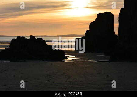 Coucher de soleil sur Blackrock Sands en Gwynedd, Pays de Galles Banque D'Images
