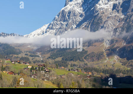 Village de Grindelwald Oberland Alpes, Suisse Banque D'Images