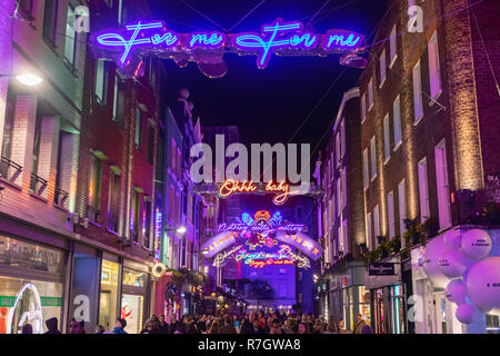 Les lumières de Noël de Carnaby Street, Queen - Bohemian Rhapsody theme Banque D'Images