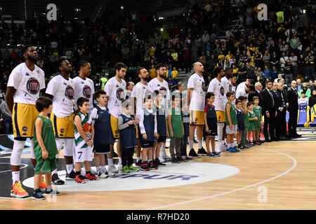 Turin, Italie. 8e Dec 2018. Au cours de la Serie A 2018/19 LEGA BASKET match de basket-ball entre FIAT AUXILIUM TORINO vs DOLOMITI TRENTO au PalaVela le 8 décembre 2018 à Turin, Italie. Crédit : FABIO ANNEMASSE/Alamy Live News Banque D'Images