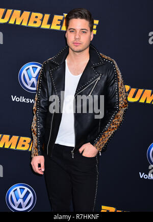 Los Angeles, USA. 09Th Nov, 2018. William Valdez arrive à la première de Paramount Pictures' 'Bumblebee' au théâtre chinois de Grauman le 9 décembre 2018 à Hollywood, Californie. Credit : Tsuni/USA/Alamy Live News Banque D'Images