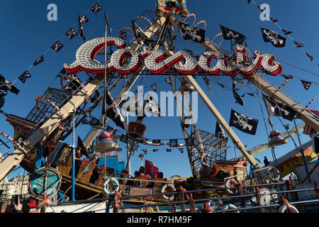 Gênes, Italie. 9Th Mar 2018. - Luna Park de Noël traditionnel est ouvert juste le plus grand d'Europe avec plus de 15000 visiteurs par jour Crédit : Andrea Izzotti/Alamy Live News Banque D'Images