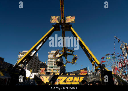 Gênes, Italie. 9Th Mar 2018. - Luna Park de Noël traditionnel est ouvert juste le plus grand d'Europe avec plus de 15000 visiteurs par jour Crédit : Andrea Izzotti/Alamy Live News Banque D'Images