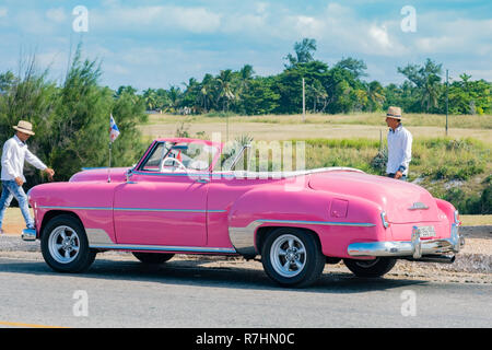 Magnifiquement entretenues vintage voiture américaine à La Havane à Cuba. Banque D'Images