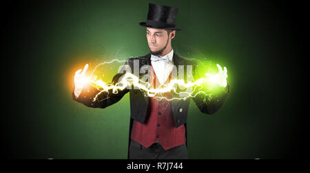 Mousseux magicien super power entre ses deux mains Banque D'Images