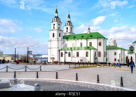 MINSK, Biélorussie - Mars 11,2017 : Cathédrale de la descente de l'Esprit Saint le temple principal de l'exarchat de l'Eglise orthodoxe russe Ch Banque D'Images