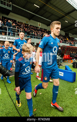 Emmen, Pays-Bas 09 décembre 2018 de l'Eredivisie néerlandaise de football : FC Emmen v Feyenoord Feyenoord Opkomst Banque D'Images