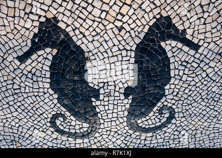 Mosaïque représentant les hippocampes, Aveiro, Portugal, région Centre Banque D'Images