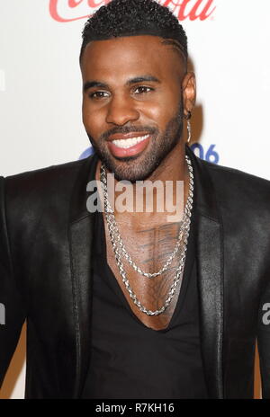 Jason Derulo à roulement à billes du Jingle Bell avec Coca-Cola pendant deux jours à l'O2, Peninsula Square. Banque D'Images