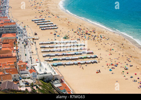 La plage de Nazaré, Estremadura et Ribatejo, Portugal Banque D'Images