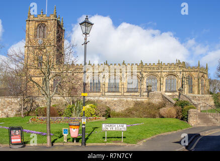 Église St Marys à Mold, Flintshire, le nord du pays de Galles et église anglicane et bâtiment classé de première année Banque D'Images