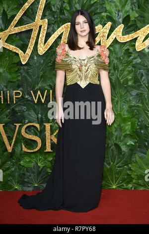 Londres, Royaume-Uni. 11Th Feb 2018. Lana del Rey au Fashion Awards 2018 au Royal Albert Hall, Londres. Photo : Steve Sav/Featureflash Crédit : Paul Smith/Alamy Live News Banque D'Images