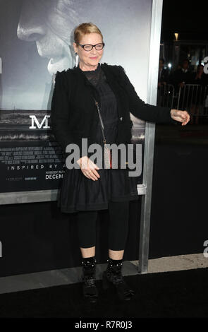 Westwood, CALIFORNIE, États-Unis. 10 décembre 2018. 10 décembre 2018 - Westwood, Californie - Dianne Wiest. La première mondiale de The Mule a eu lieu au Regency Village Theatre. Crédit photo : Faye Sadou/Admedia Banque D'Images