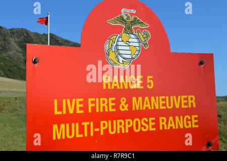 Le 2e Bataillon du 27e Régiment d'infanterie, 3e Brigade Combat Team, 25e Division d'infanterie, a tenu une mitrailleuse University (MGU) au niveau de 5 Base du Corps des Marines à Kaneohe Bay, New York, le 21 mars 2017. MGU est l'un des plusieurs cours enseignés au cours de la 3e semaine du BCT deux compétences consolidées (CONSKILLS) de la formation. Banque D'Images