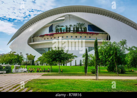 Palais des Arts de la Reine Sofia. Cité des Arts et des Sciences . Palau de les Arts Reina Sofia. Architecte Santiago Calatrava.Valence. Comunidad Valencia. L'Espagne. Banque D'Images